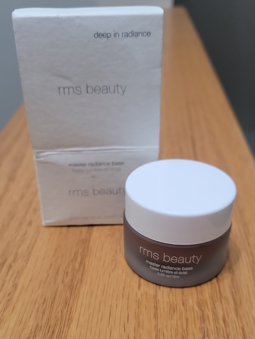 NWT RMS Beauty Master Radiance Base